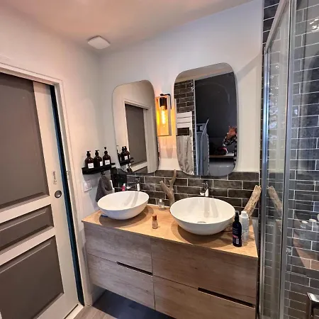 شقة De Charme Entier, Ambiance Maison Avec Vue *