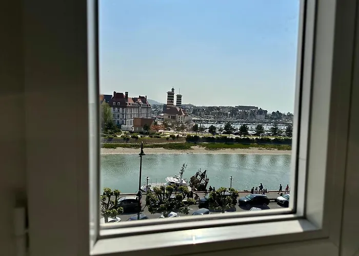 De Charme Entier, Ambiance Maison Avec Vue Trouville-sur-Mer