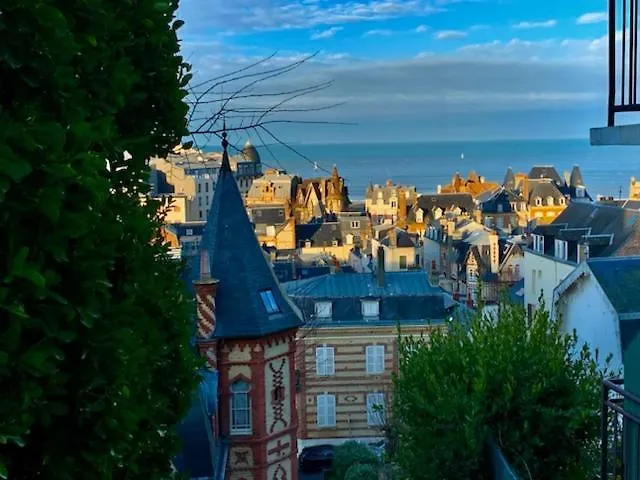De Charme Entier, Ambiance Maison Avec Vue * Trouville-sur-Mer